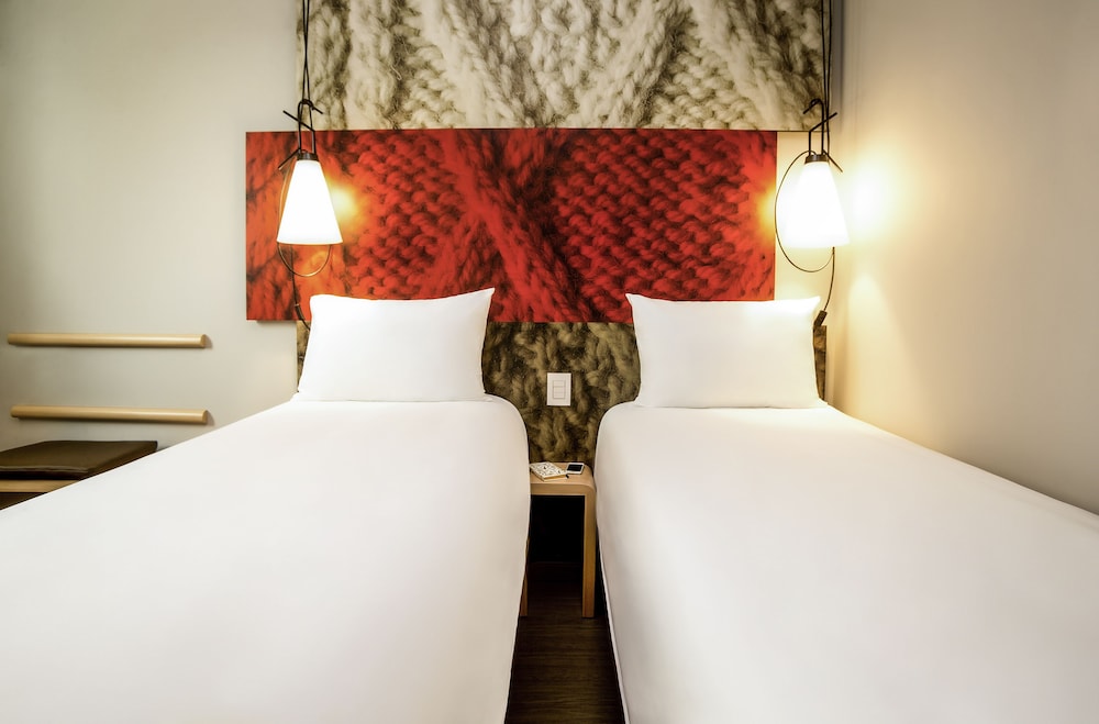 ibis leicester city