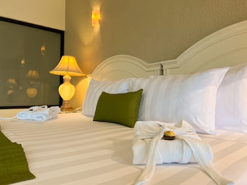 excelaris grand resort conventions and spa