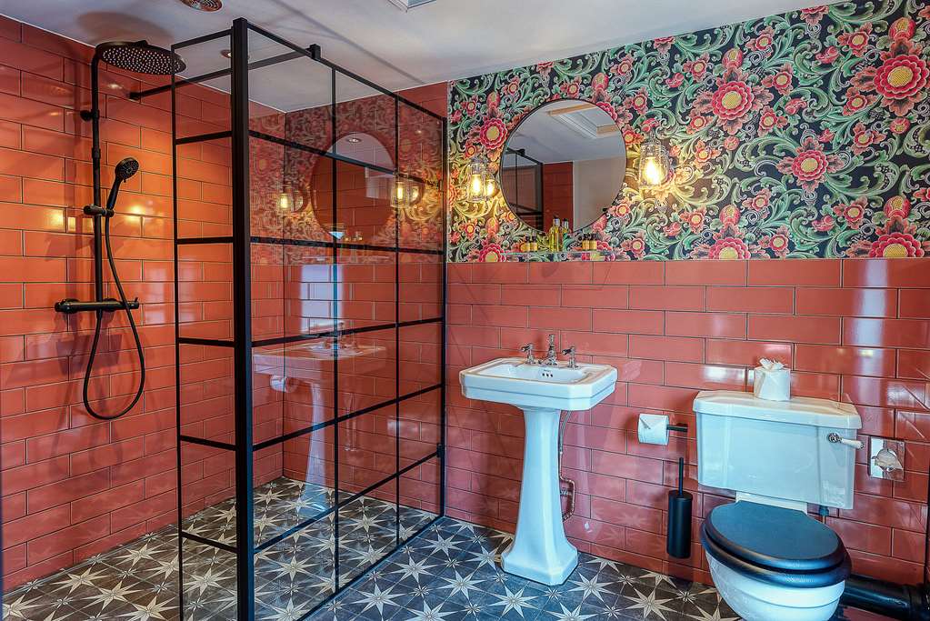 clementines guest house