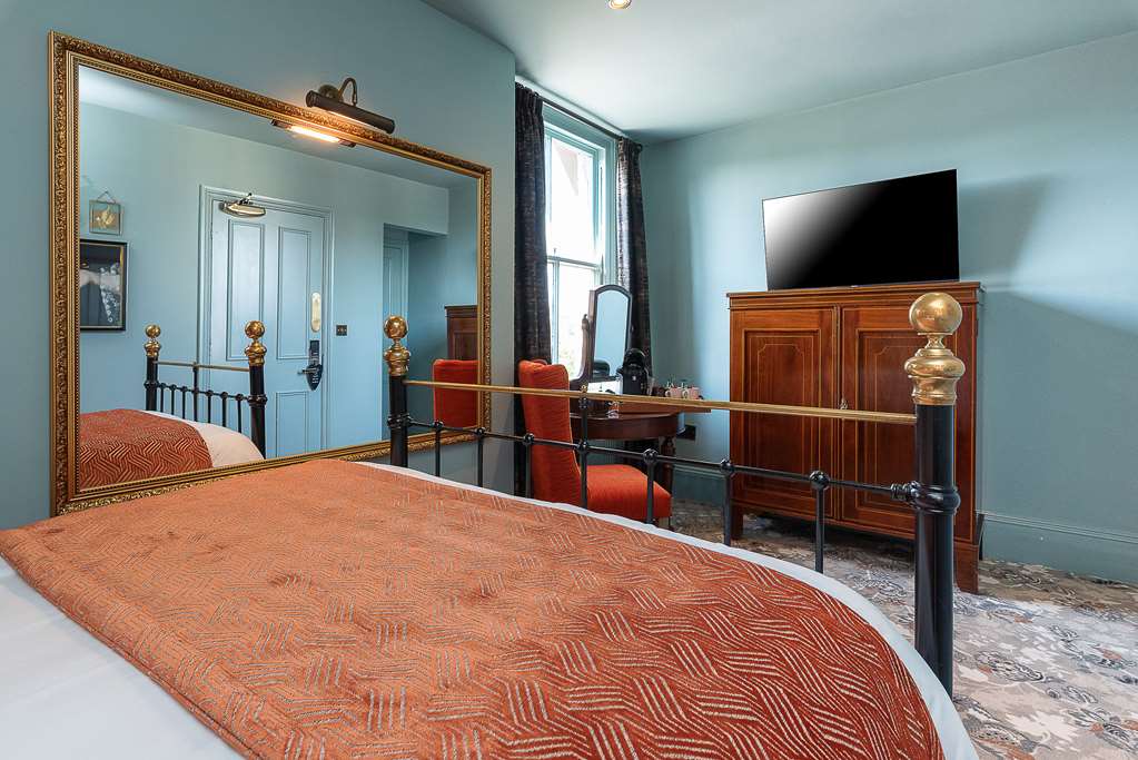 clementines guest house