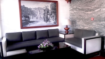 kandy city hotel by earls