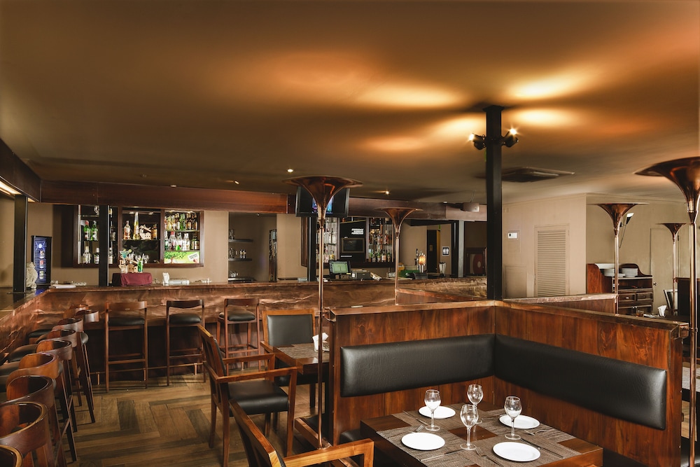 kandy city hotel by earls