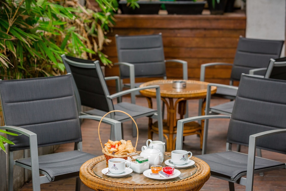 kandy city hotel by earls