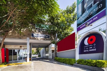 collection o hotel mango six flags hurricane harbor oaxtepec