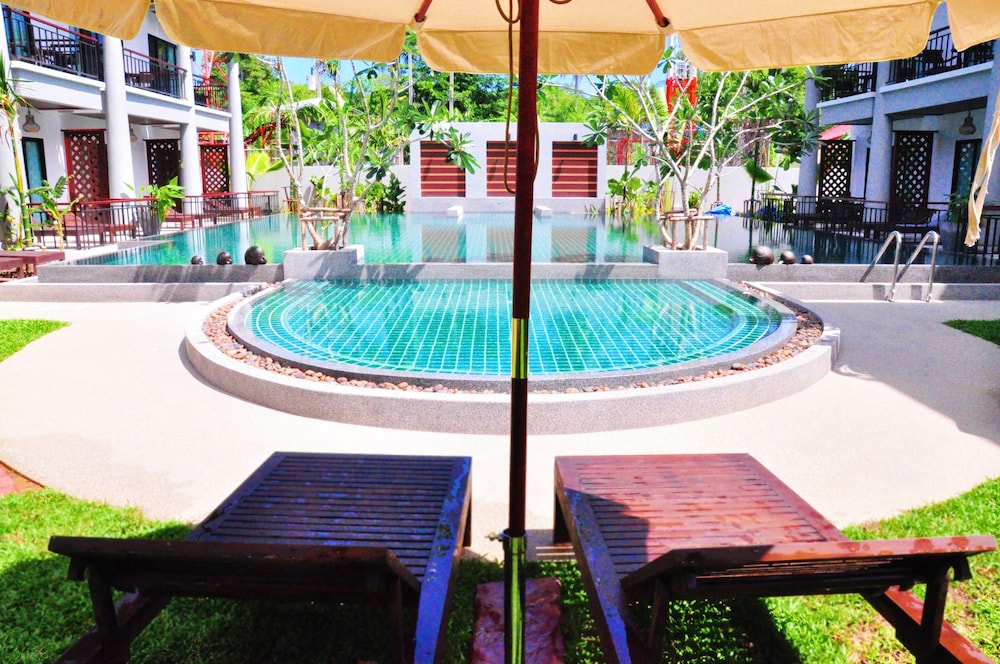 navatara phuket resort