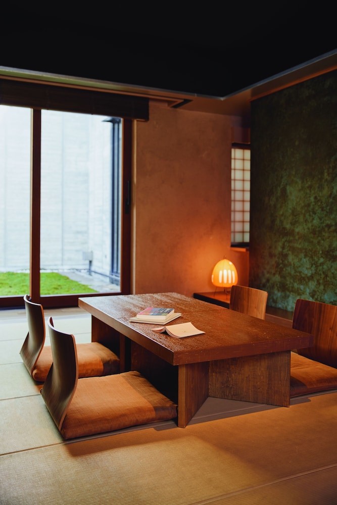 river retreat garaku