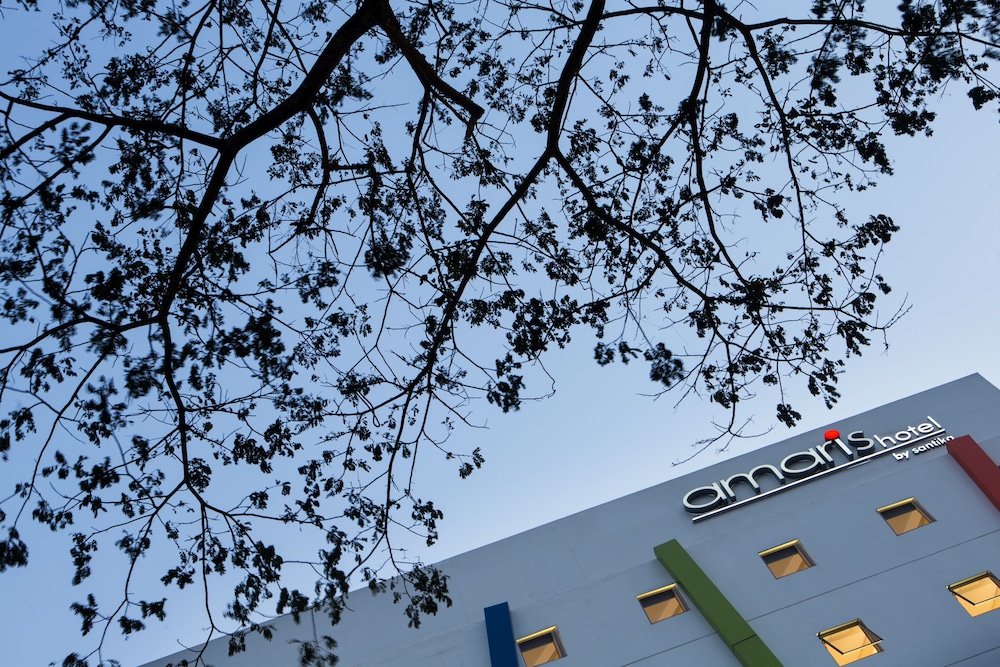 amaris hotel citra raya tangerang