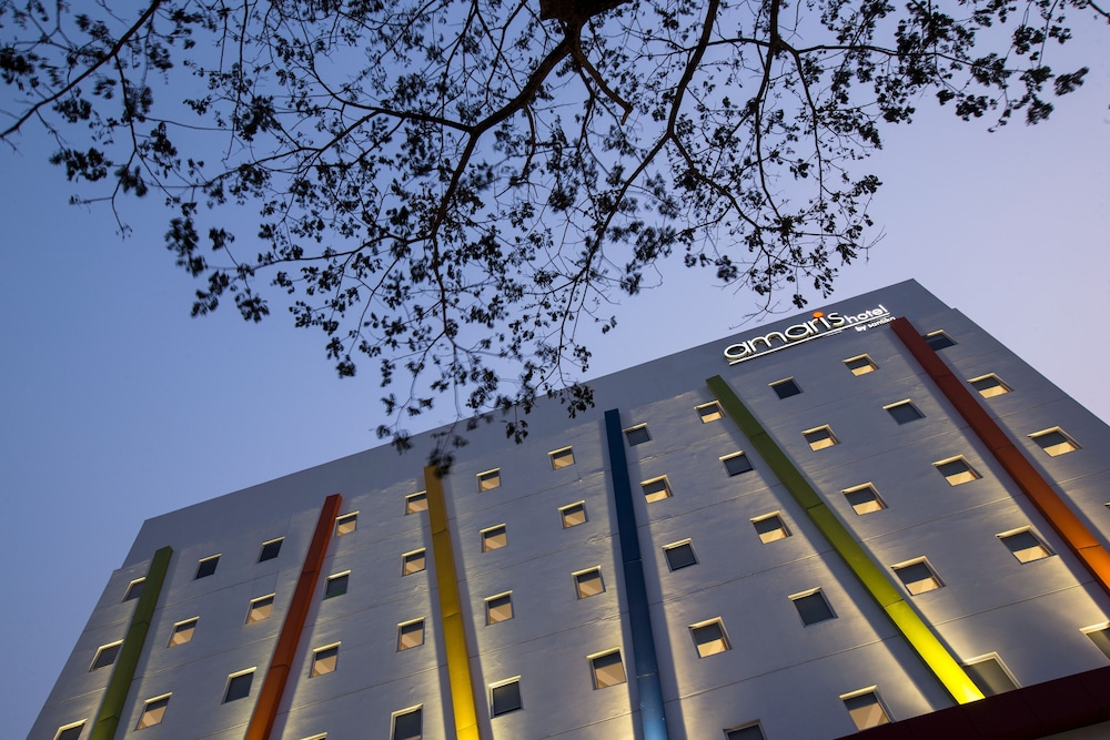 amaris hotel citra raya tangerang