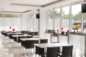 amaris hotel citra raya tangerang