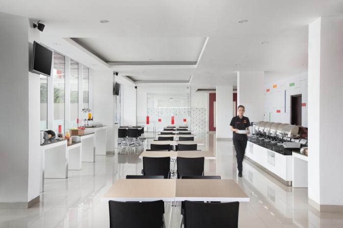 amaris hotel citra raya tangerang