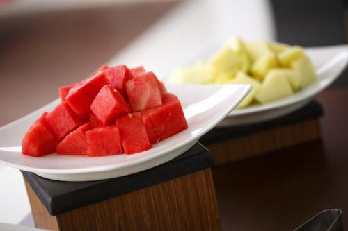 amaris hotel citra raya tangerang