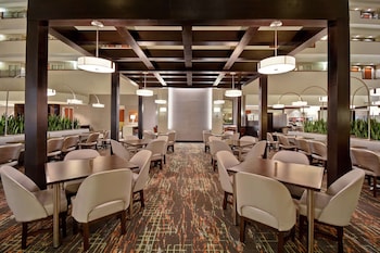 embassy suites little rock