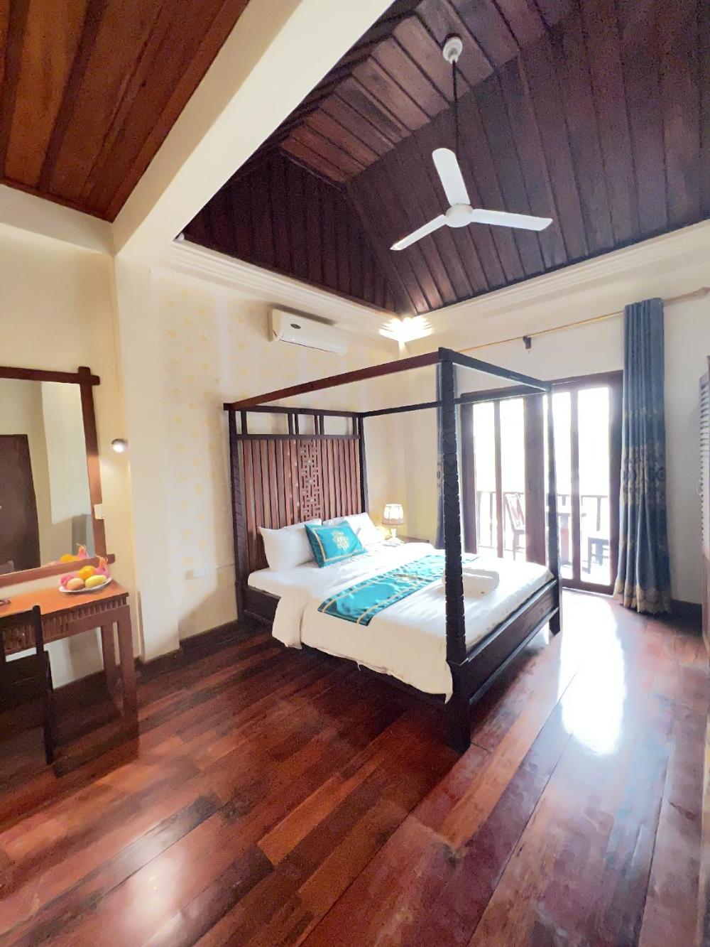 mekong sunset view hotel