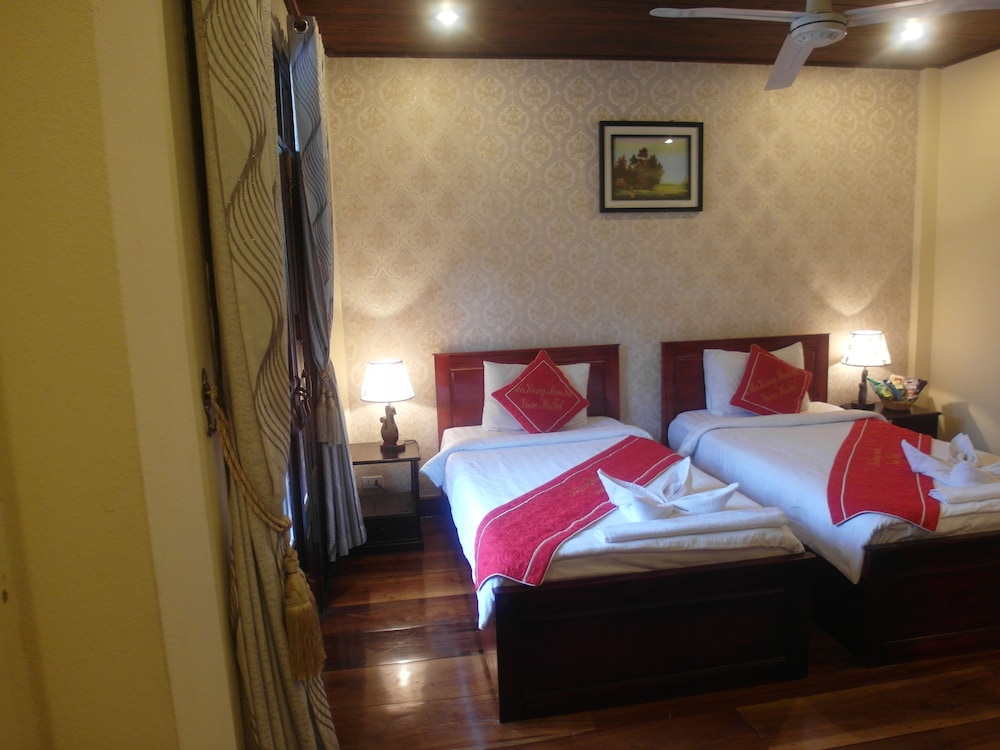 mekong sunset view hotel