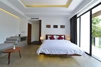 solitaire damnak villa hotel