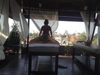 solitaire damnak villa hotel