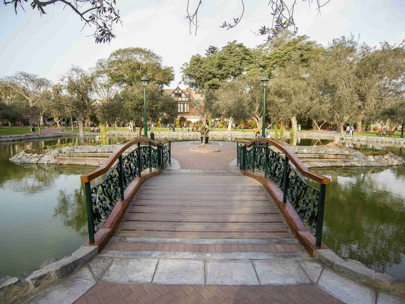 mercure ariosto lima