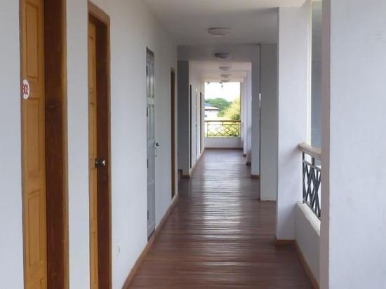 golden lotus inle hotel