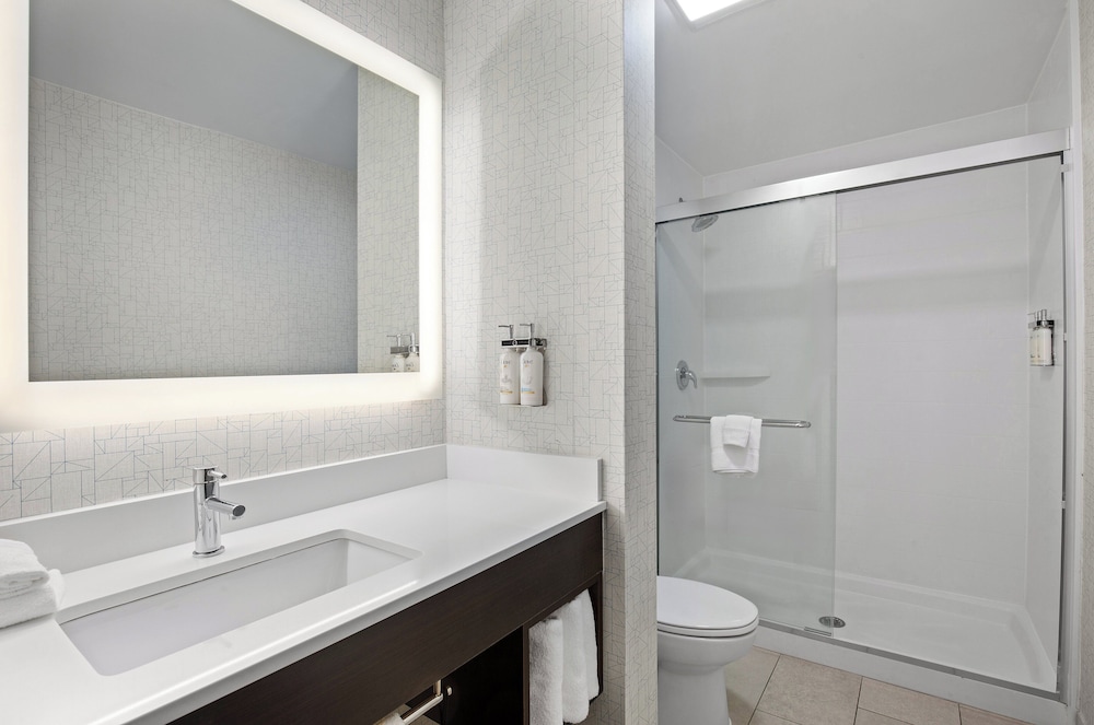 holiday inn express and suites locust grove by ihg