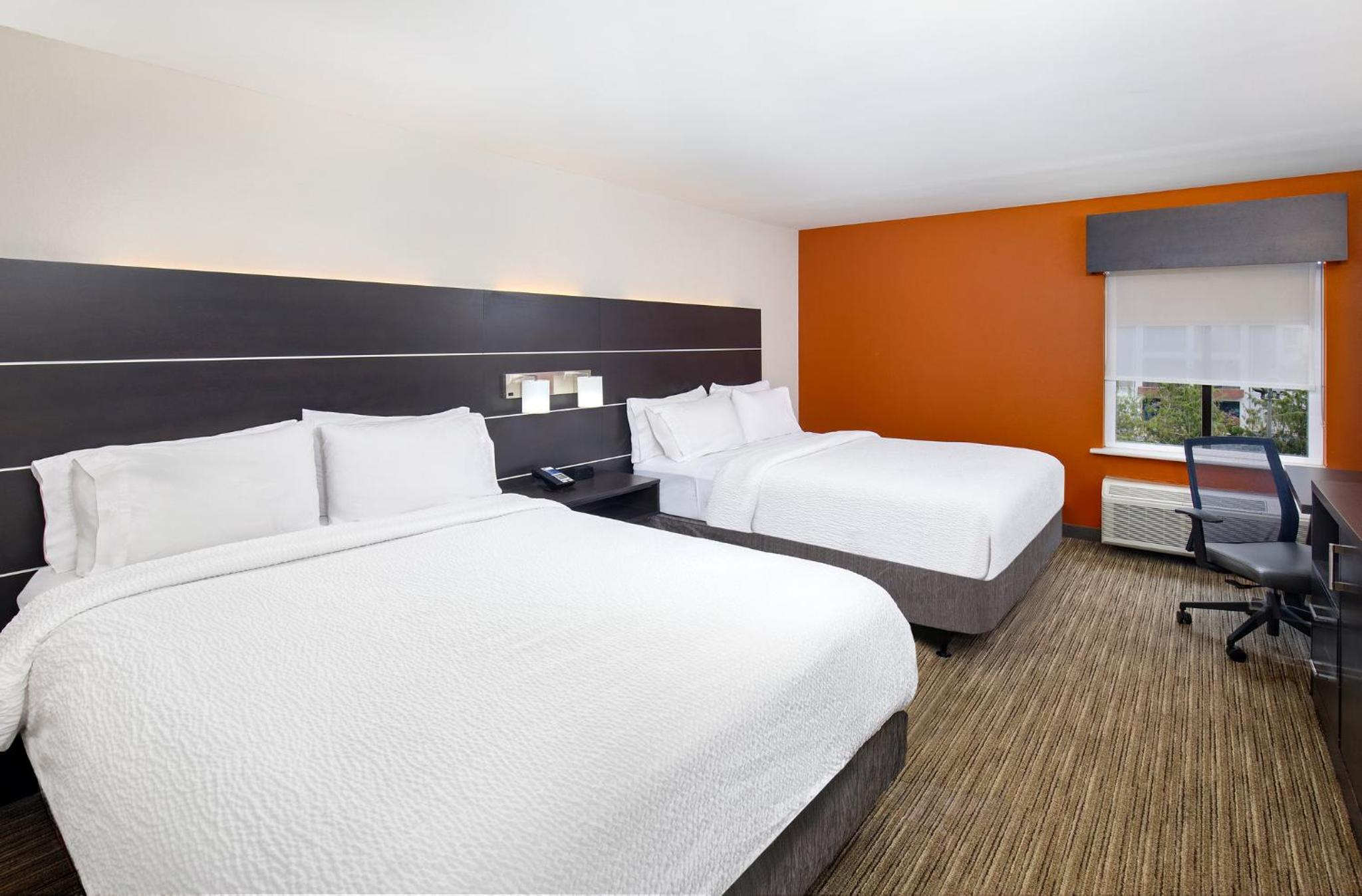 holiday inn express and suites locust grove by ihg