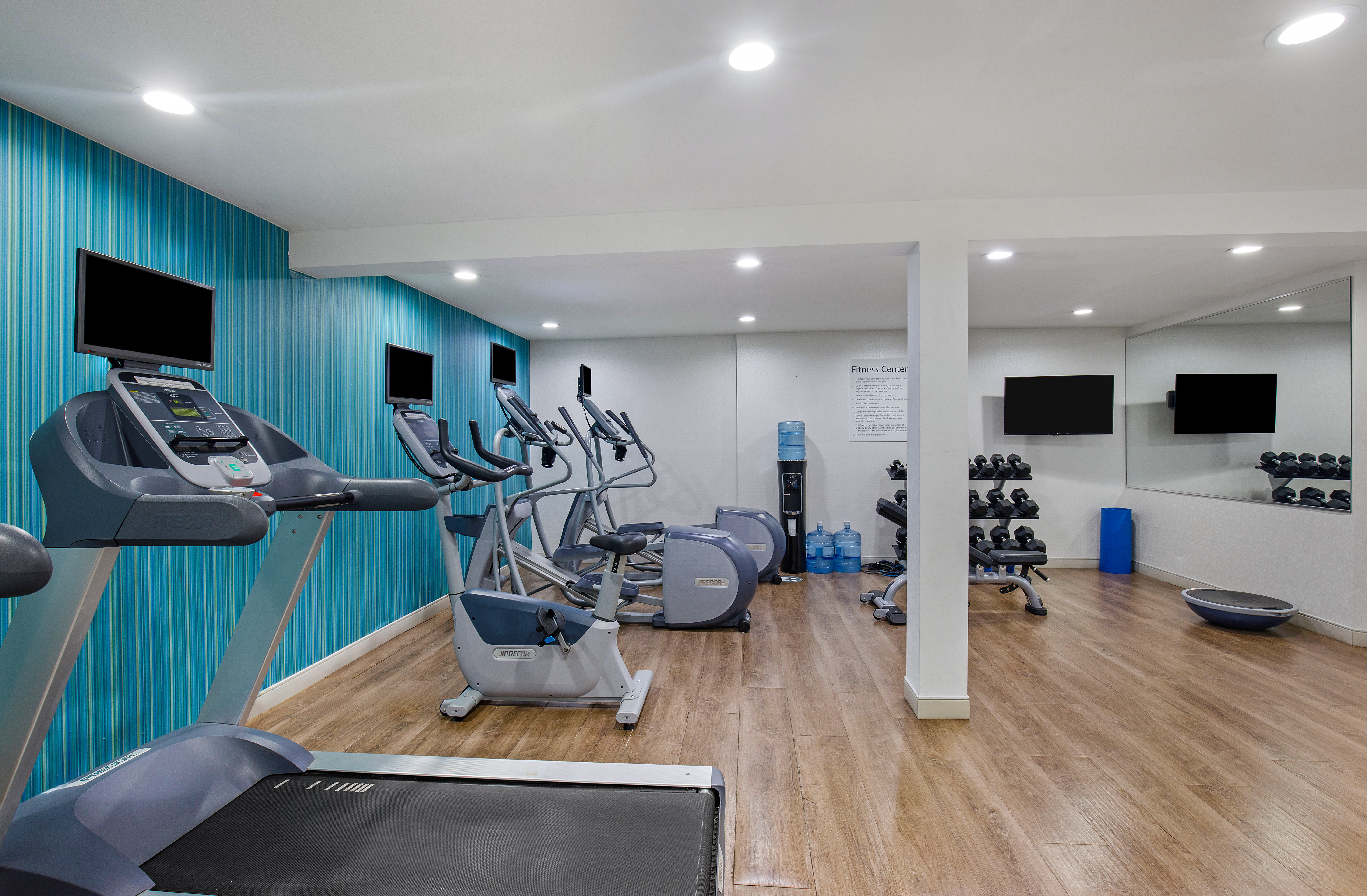 holiday inn express and suites locust grove by ihg