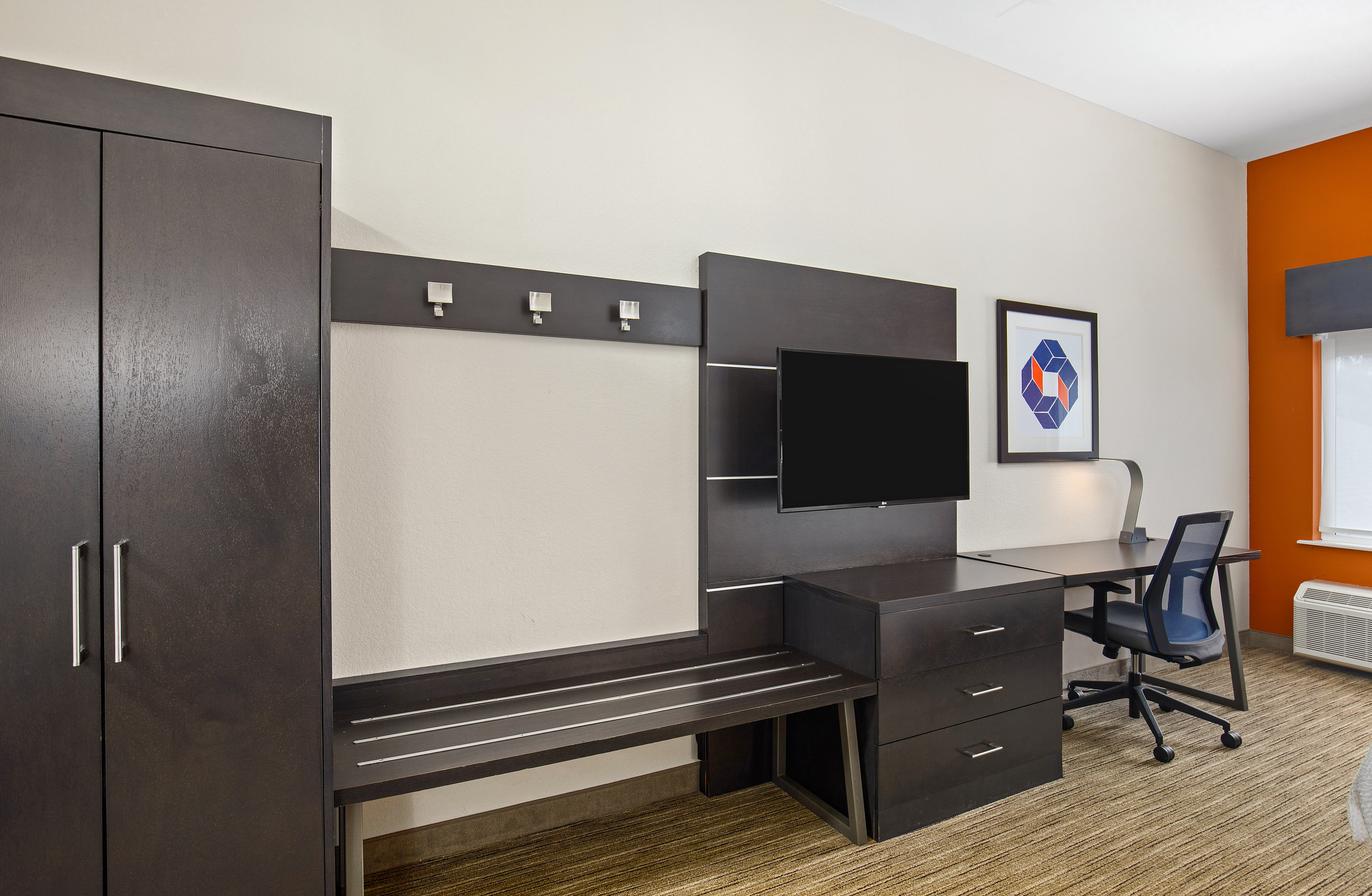holiday inn express and suites locust grove by ihg