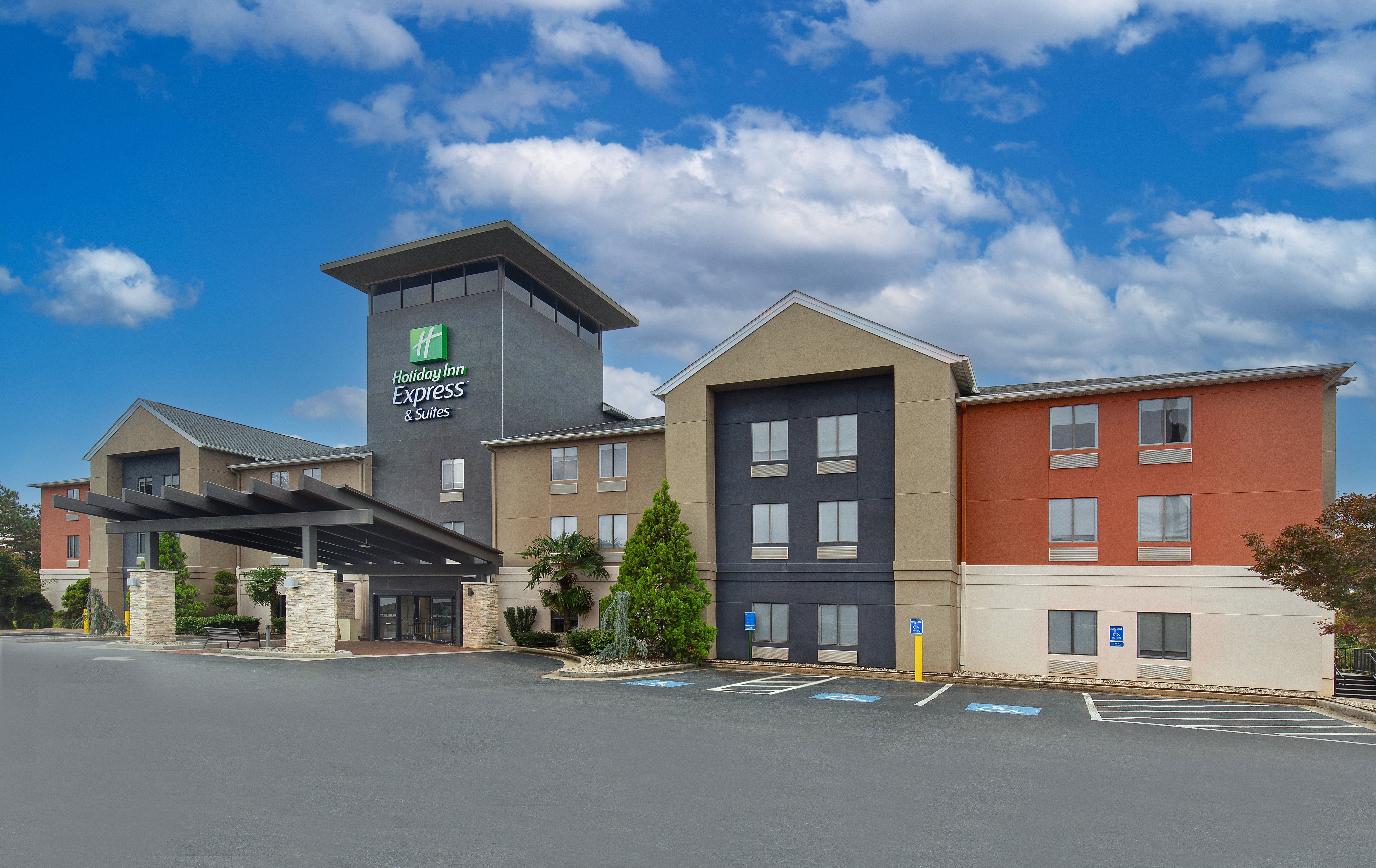 holiday inn express and suites locust grove by ihg