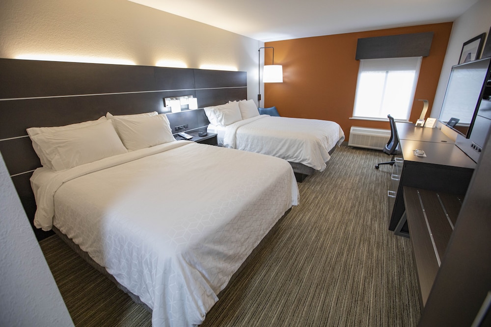 holiday inn express and suites locust grove by ihg