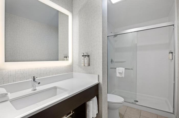 holiday inn express and suites locust grove by ihg