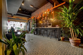Parkland Express,Near Sam Poh Temple,3 star