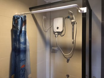 one averee bay hotel