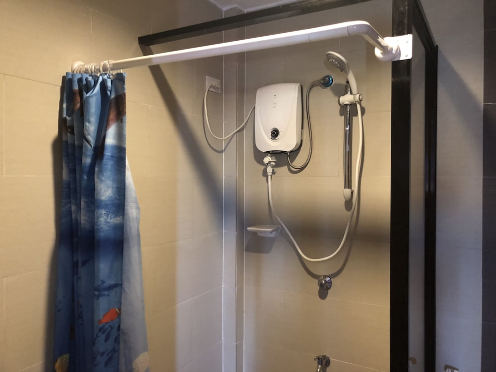 one averee bay hotel