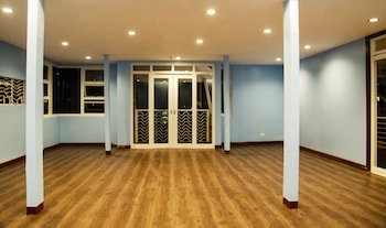 one averee bay hotel