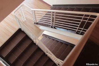 one averee bay hotel