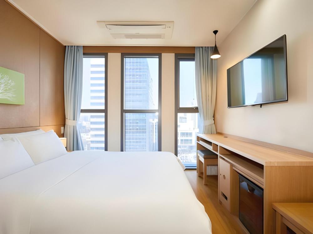 hotel poco seongsu
