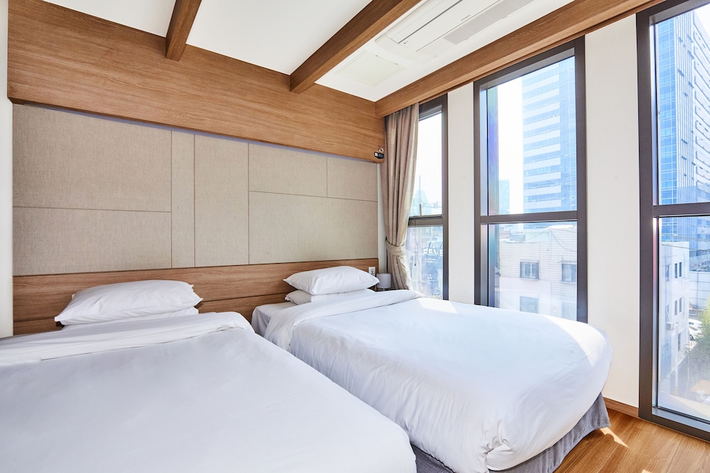 hotel poco seongsu