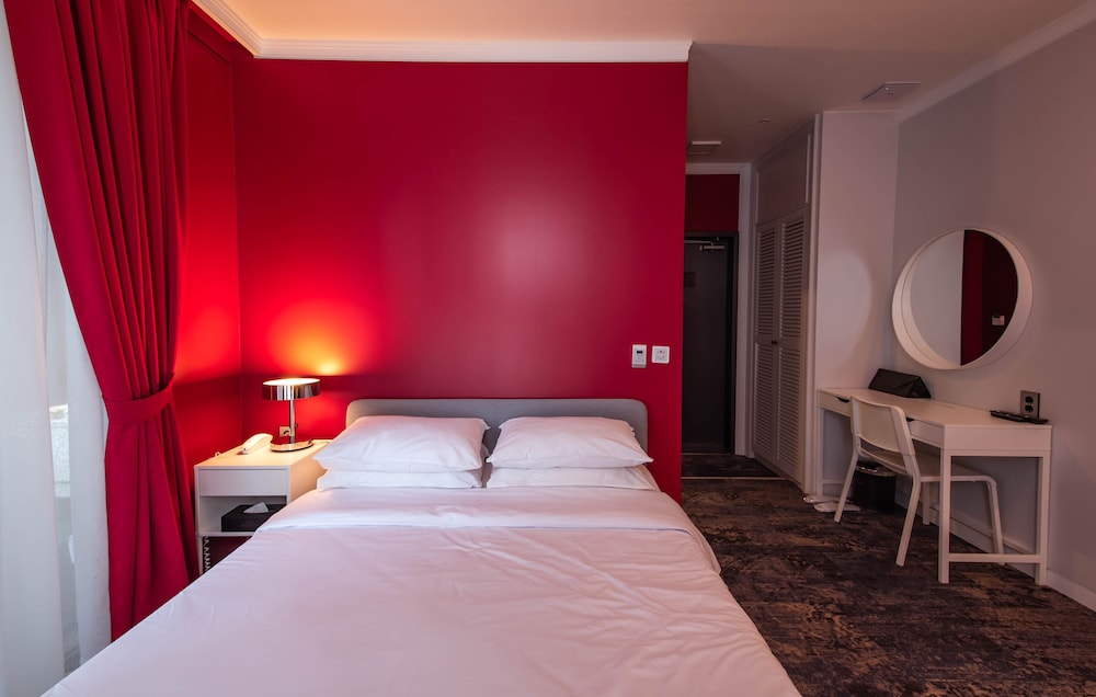 hotel poco seongsu