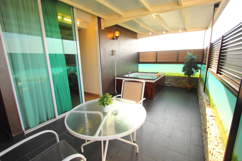 the guest hotel and spa