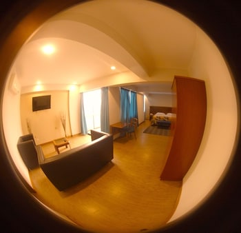 hotel esencia suites