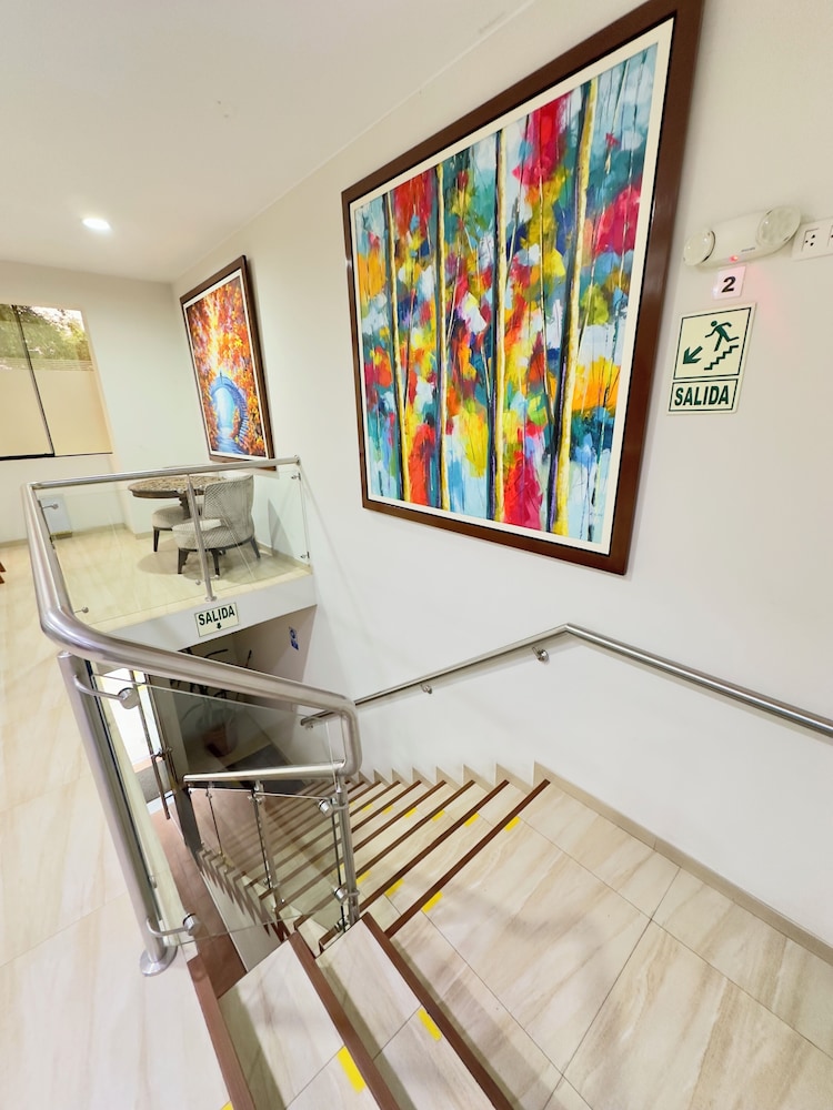 hotel esencia suites