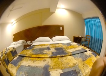 hotel esencia suites