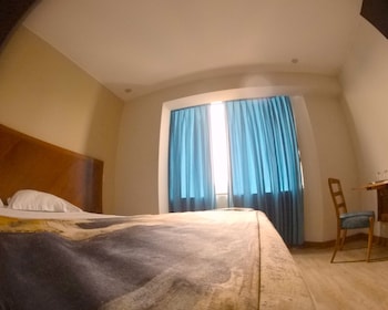 hotel esencia suites