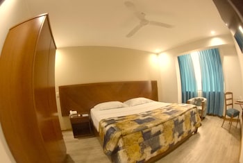 hotel esencia suites