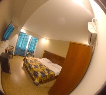 hotel esencia suites