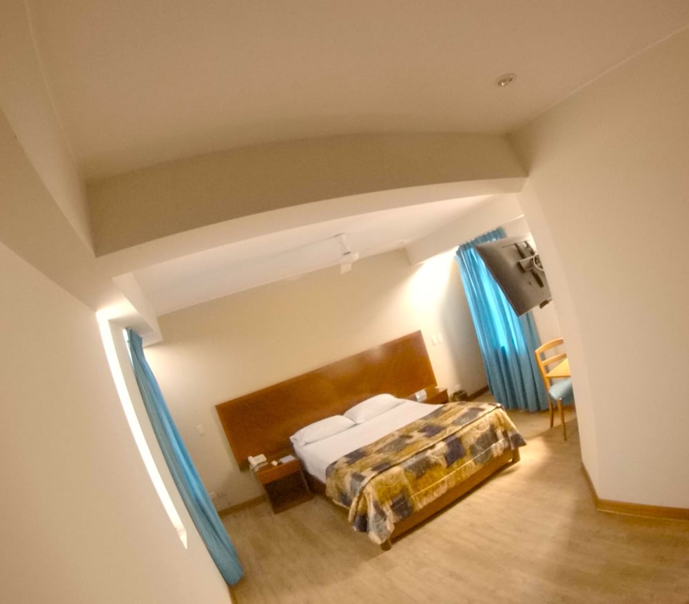 hotel esencia suites