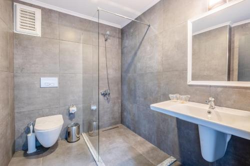 senza garden holiday club