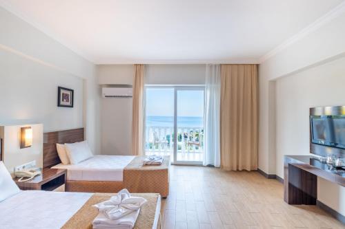 senza garden holiday club