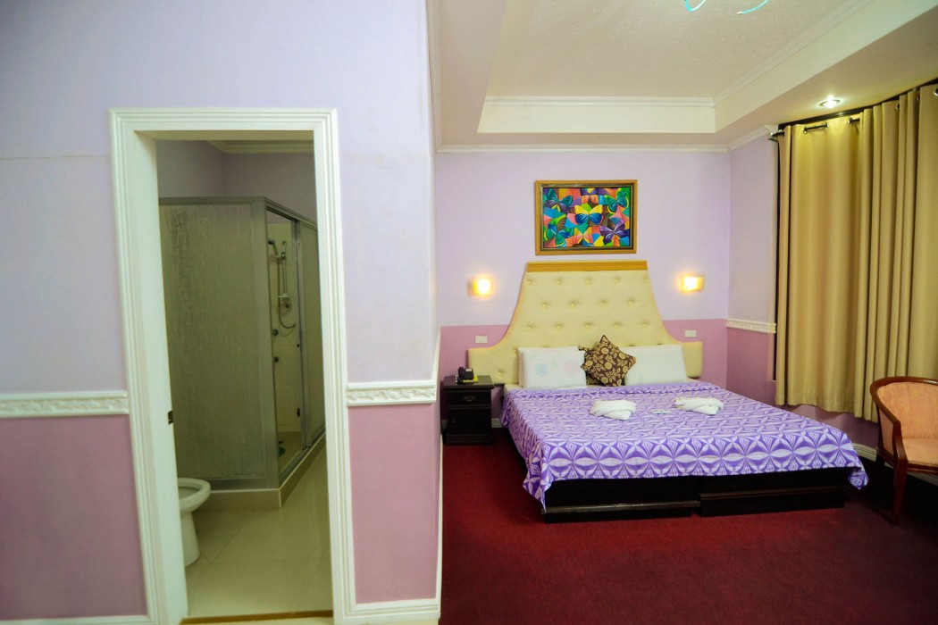 Sunny Point Hotel,Davao City>>Davao,2 star