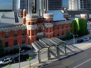 Delta Hotels By Marriott London Armouries,Ingersoll>>Central Elgin,4 star