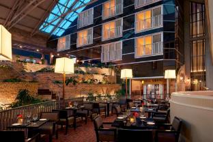 Delta Hotels By Marriott London Armouries,Ingersoll>>Central Elgin,4 star
